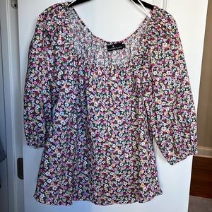 Pomander Place floral blouse S NWOT
